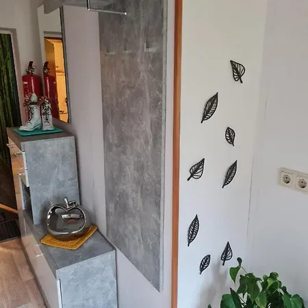 Haus Am Waldesrand شقة